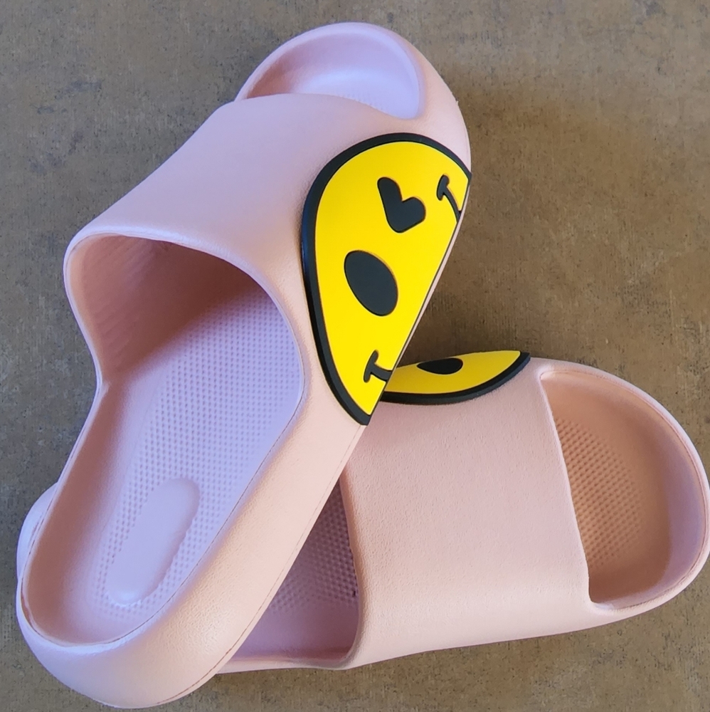 Cloud Slides women's size 6